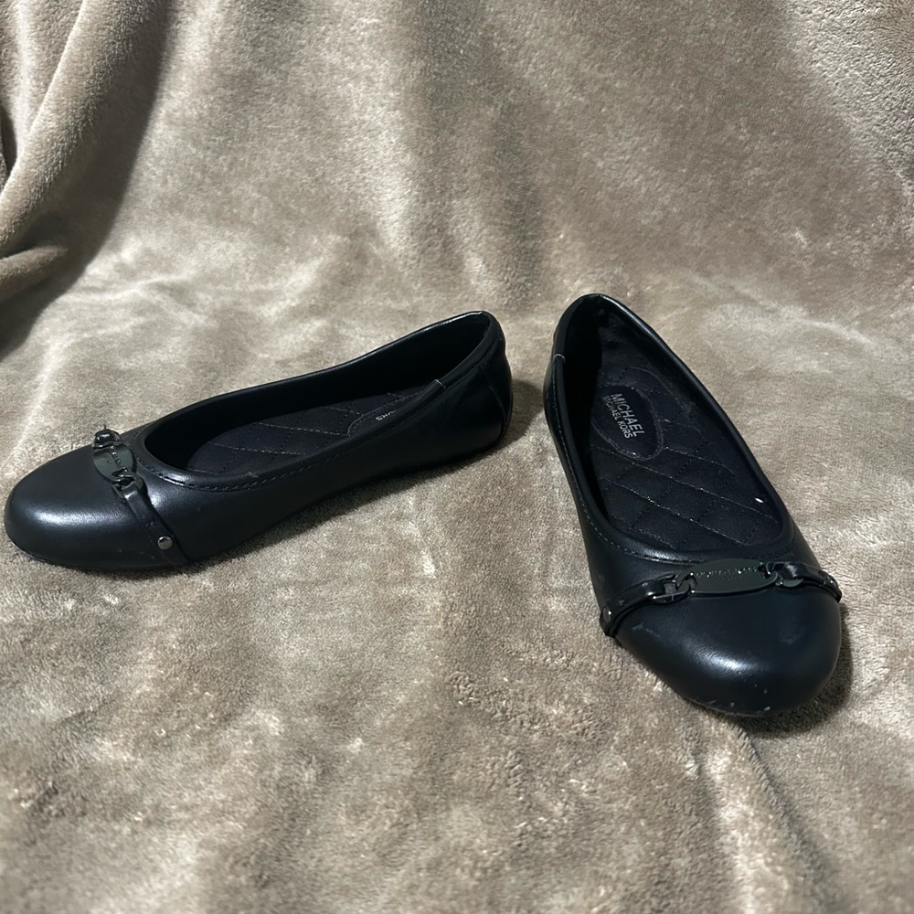 Girls Michael Kors flats 13